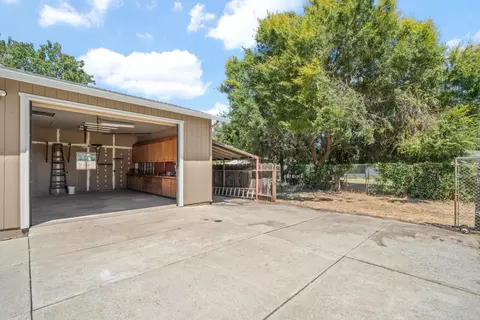Exterior - 2441 Maple St, Sutter, CA 95982 photo 8 of 22