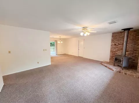 Living - 862 Grice Ln, Placerville, CA 95667 photo 1 of 4