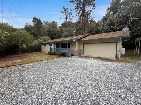 Exterior - 862 Grice Ln, Placerville, CA 95667 photo 8 of 13