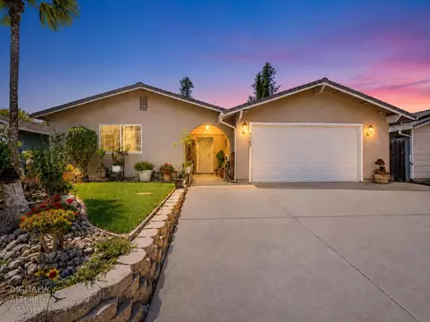 7962 Graylodge Ct, Sacramento, CA 95828
