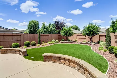 7425 Foxburgh Ct, Elk Grove, CA 95757