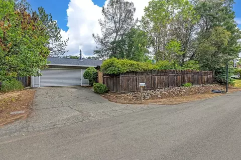 6689 Rhodes Ave, Placerville, CA 95667