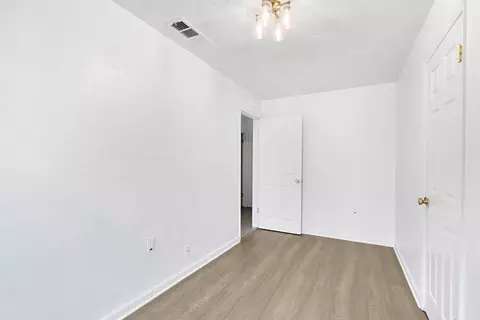 Bedroom - 1000 Trinity Ave, Chowchilla, CA 93610 photo 2 of 4