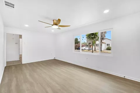 Living - 1000 Trinity Ave, Chowchilla, CA 93610 photo 2 of 4