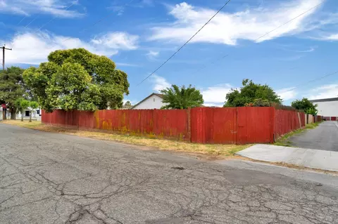 Exterior - 1000 Trinity Ave, Chowchilla, CA 93610 photo 6 of 6