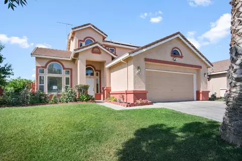 2907 Evergreen Ct, Livingston, CA 95334