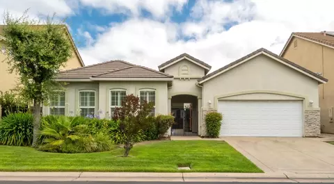 1155 Windjammer Dr, Stockton, CA 95209