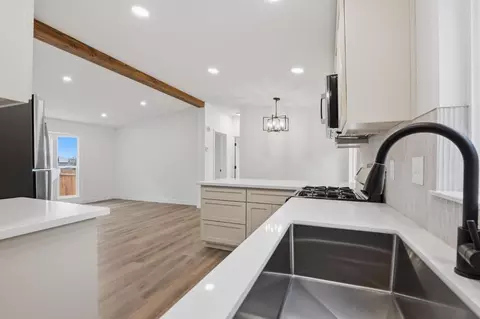 Kitchen - 1524 2nd Ave, Olivehurst, CA 95961 photo 3 of 4