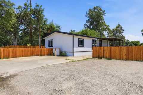 Exterior - 1524 2nd Ave, Olivehurst, CA 95961 photo 4 of 8