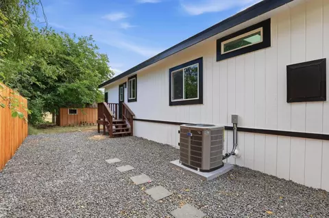 Exterior - 1524 2nd Ave, Olivehurst, CA 95961 photo 8 of 8