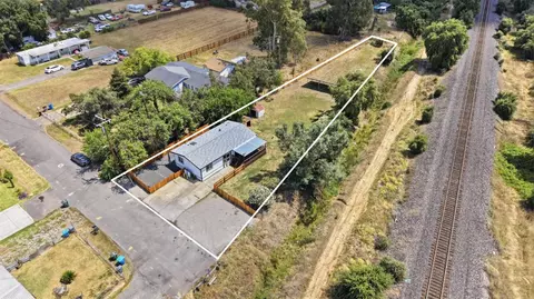 View/Area - 1524 2nd Ave, Olivehurst, CA 95961 photo 6 of 9