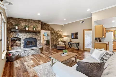 Living - 9340 Mosquito Rd, Placerville, CA 95667 photo 1 of 2