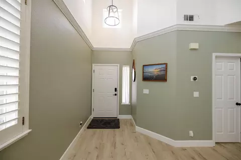 Entry Way - 428 Douma Way, Ripon, CA 95366 photo 2 of 5
