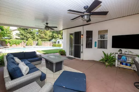 Exterior - 428 Douma Way, Ripon, CA 95366 photo 5 of 14