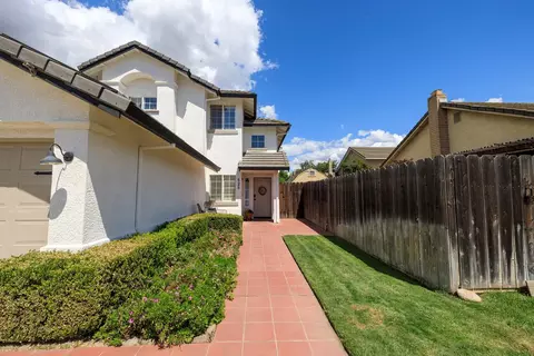 Exterior - 428 Douma Way, Ripon, CA 95366 photo 4 of 14