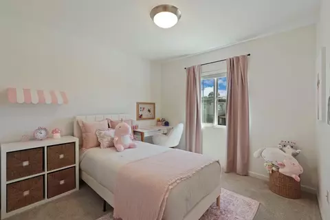 Bedroom - 437 Rainbow Falls Ln, Manteca, CA 95337 photo 5 of 5