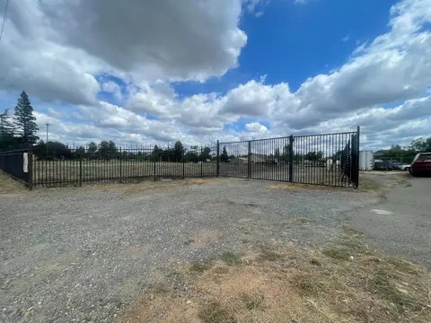 220 Elverta Rd, Elverta, CA 95626