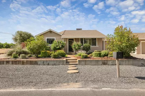 30112 Hall Rd, Escalon, CA 95320