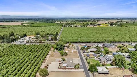 View/Area - 30112 Hall Rd, Escalon, CA 95320 photo 2 of 10