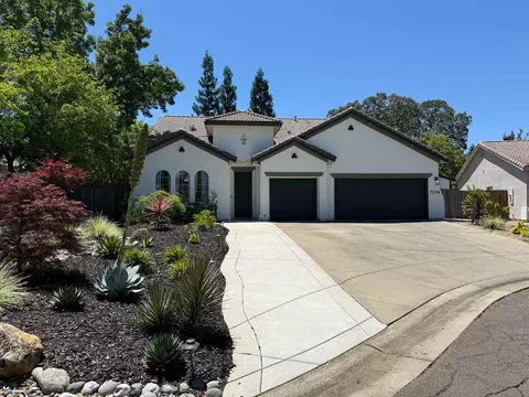 7074 Sinclair Dr, Shingle Springs, CA 95682