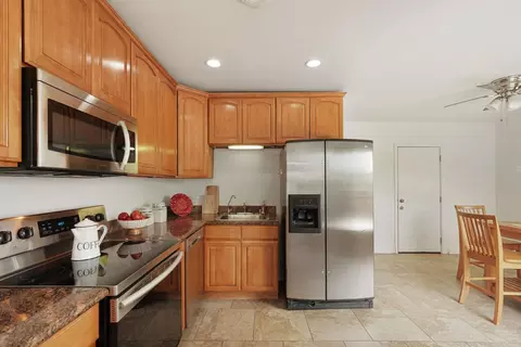 Kitchen - 216 E Carlton Way, Tracy, CA 95376 photo 1 of 4