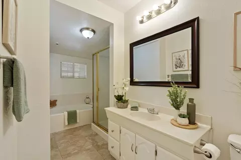 Bath - 216 E Carlton Way, Tracy, CA 95376 photo 1 of 3