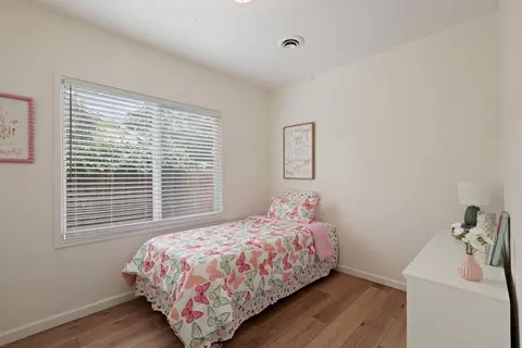 Bedroom - 216 E Carlton Way, Tracy, CA 95376 photo 4 of 7