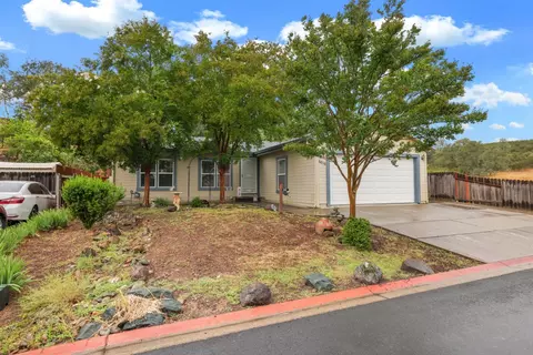 6019 W Park Dr, Ione, CA 95640