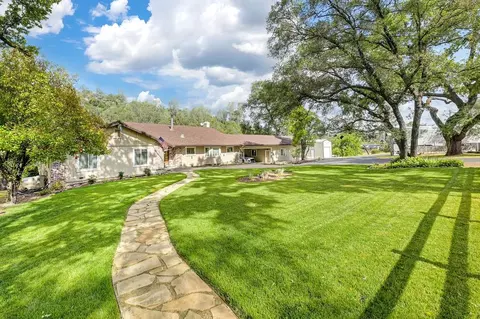 2100 Mulberry Ln, Placerville, CA 95667