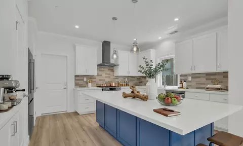3025 7th Ave, Sacramento, CA 95817