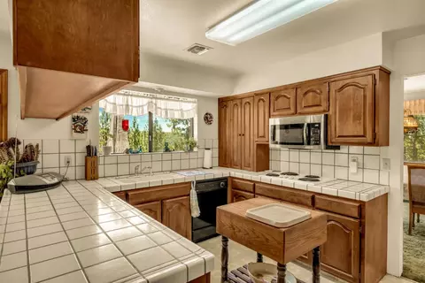 Kitchen - 12336 Scott Rd, Sheep Ranch, CA 95246 photo 2 of 3