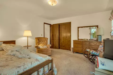 Bedroom - 12336 Scott Rd, Sheep Ranch, CA 95246 photo 4 of 8