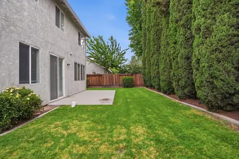 Exterior - 1838 N Rail St, Manteca, CA 95337 photo 3 of 4
