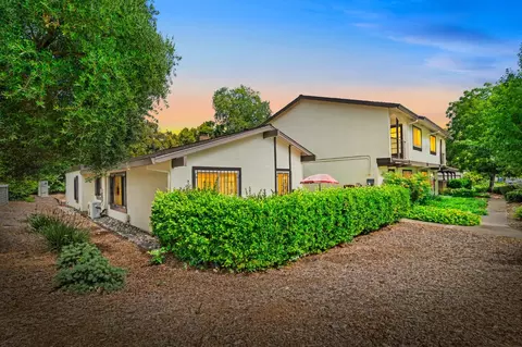 2235 Baywater Ln, Rancho Cordova, CA 95670