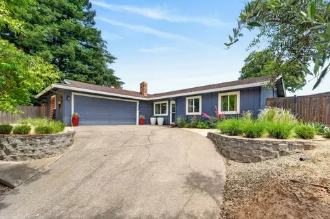 4536 Stonewall Dr, Fair Oaks, CA 95628