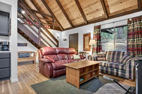 Living - 1367 Kickapoo Ct, Arnold, CA 95223 photo 5 of 5