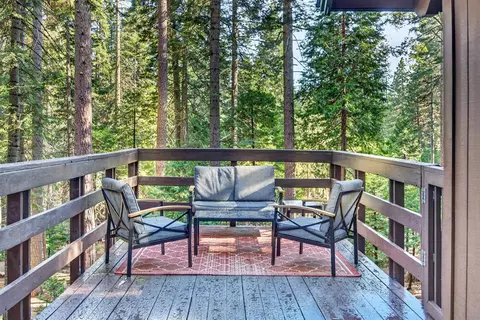 Exterior - 1367 Kickapoo Ct, Arnold, CA 95223 photo 7 of 10