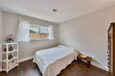 Bedroom - 5422 Earnell St, Carmichael, CA 95608 photo 6 of 7