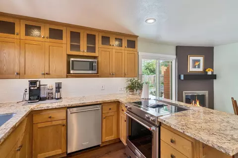 Kitchen - 5422 Earnell St, Carmichael, CA 95608 photo 2 of 5