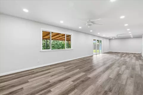 Living - 4607 Hixon Cir, Carmichael, CA 95608 photo 5 of 6