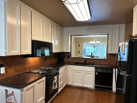 Kitchen - 1128 Fairway Ct, Murphys, CA 95247 photo 1 of 2