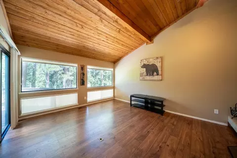 Living - 1128 Fairway Ct, Murphys, CA 95247 photo 1 of 2