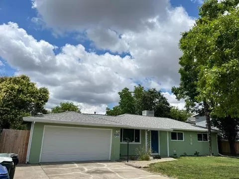 6907 7th Ave, Rio Linda, CA 95673