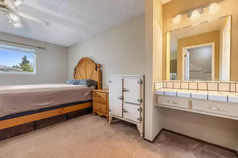 Bedroom - 2340 E Hawkeye Ave, Turlock, CA 95380 photo 6 of 6