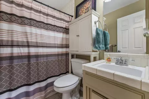Bath - 2340 E Hawkeye Ave, Turlock, CA 95380 photo 1 of 3