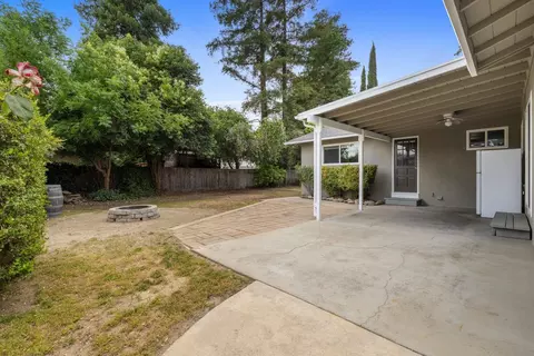 Exterior - 2340 E Hawkeye Ave, Turlock, CA 95380 photo 4 of 8