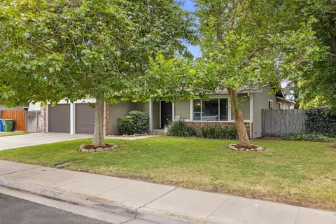 Exterior - 2340 E Hawkeye Ave, Turlock, CA 95380 photo 2 of 8