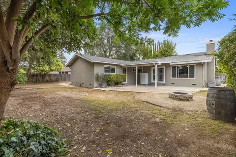 Exterior - 2340 E Hawkeye Ave, Turlock, CA 95380 photo 5 of 8