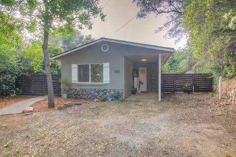 1353 Martin Dr, Auburn, CA 95603