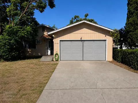 2104 S Pilgrim St, Stockton, CA 95206